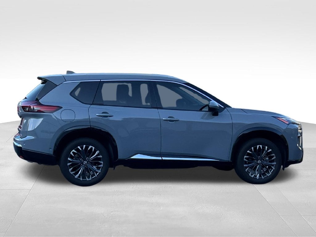Used 2025 Nissan Rogue Platinum SUV