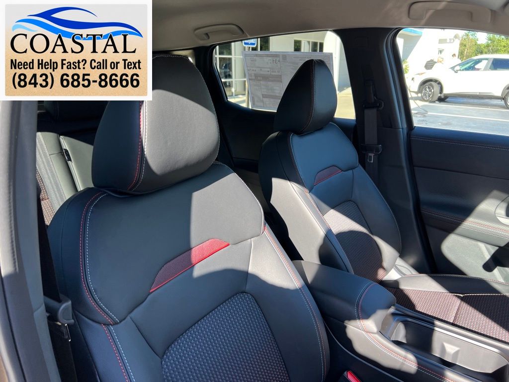 2026 Nissan KICKS SR - Photo 22