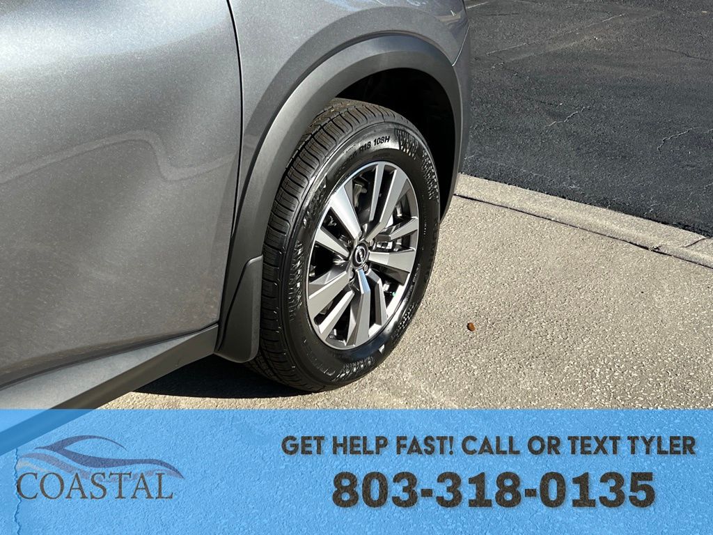 2026 Nissan Pathfinder SL SUV