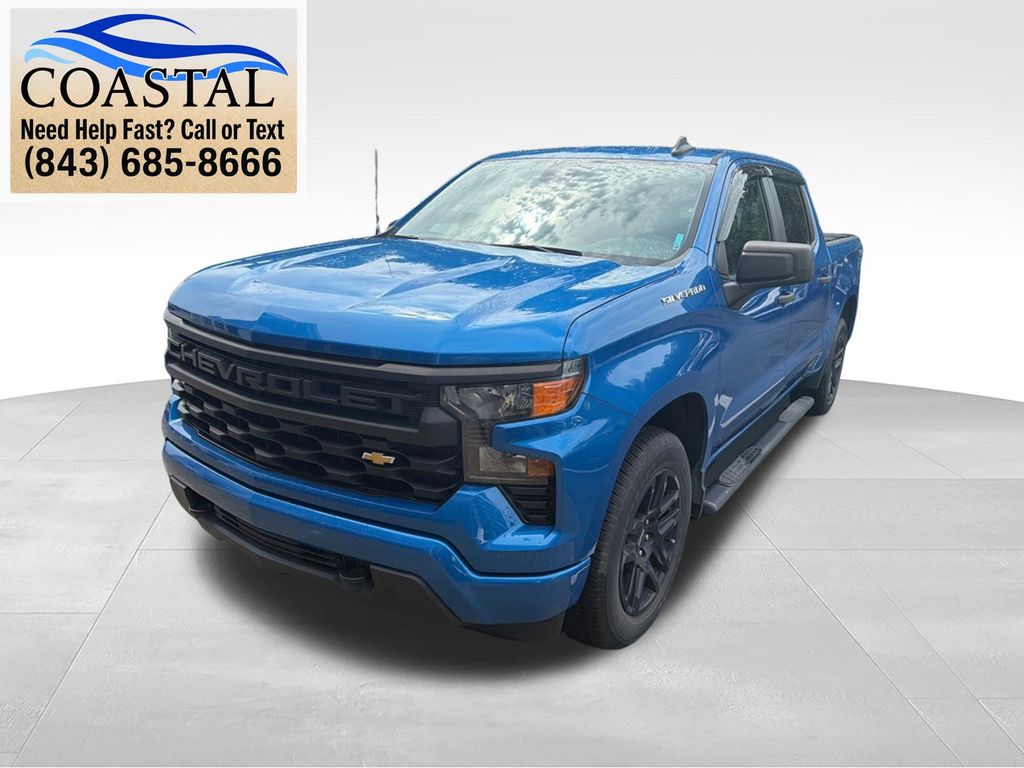 2022 Chevrolet Silverado 1500 Custom Crew Cab Short Box's photo