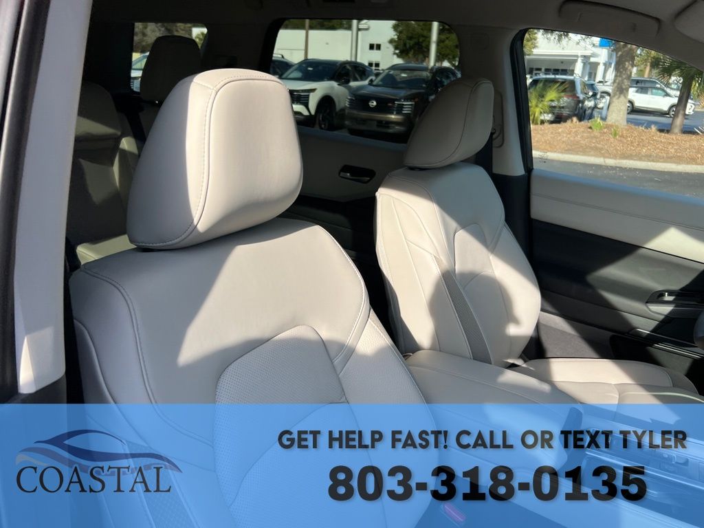 2026 Nissan Pathfinder SL SUV