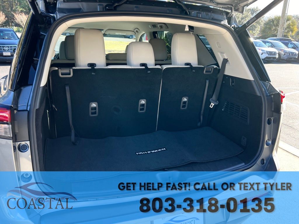 2026 Nissan Pathfinder SL SUV