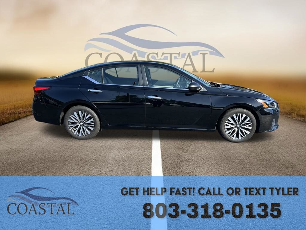 Used 2025 Nissan Altima SV Sedan
