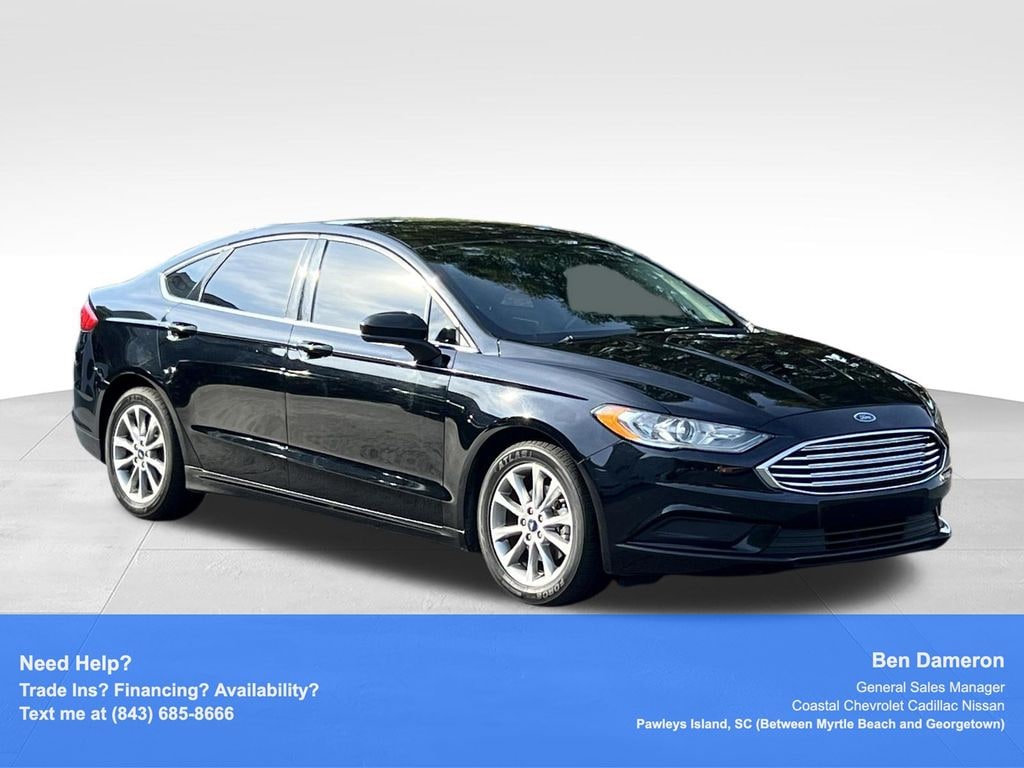 Used 2017 Ford Fusion SE Sedan