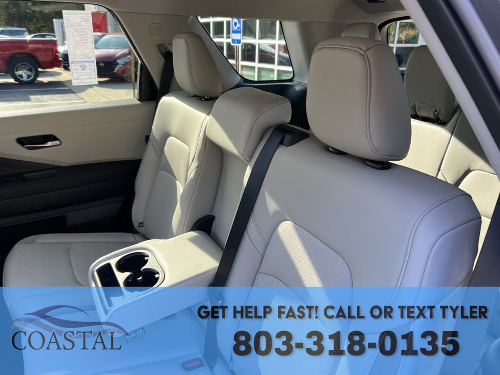 2026 Nissan Pathfinder SL SUV