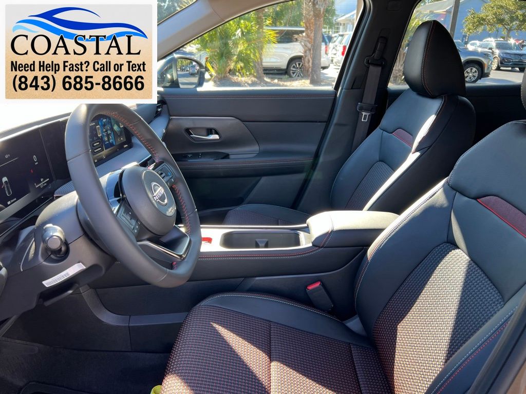 2026 Nissan KICKS SR - Photo 9