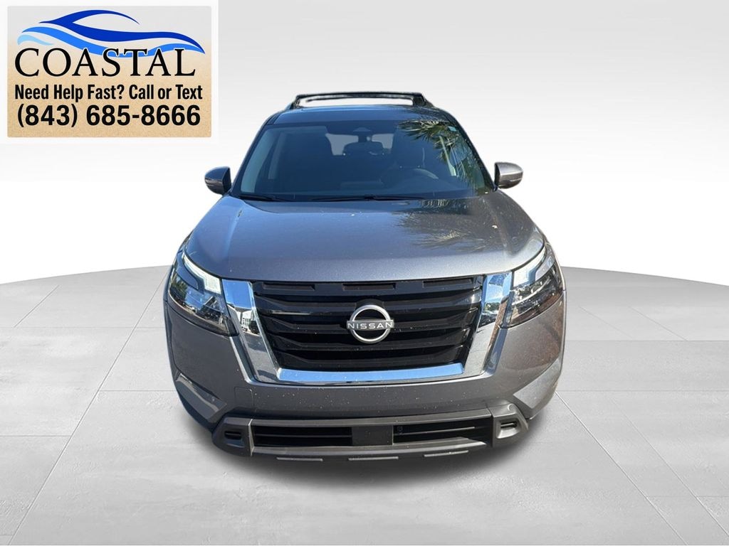 Used 2025 Nissan Pathfinder SV SUV