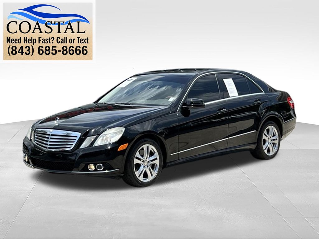 2010 Mercedes-Benz E-Class's photo
