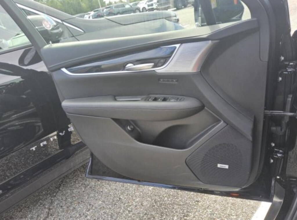 2025 Cadillac XT5 Premium Luxury photo 4
