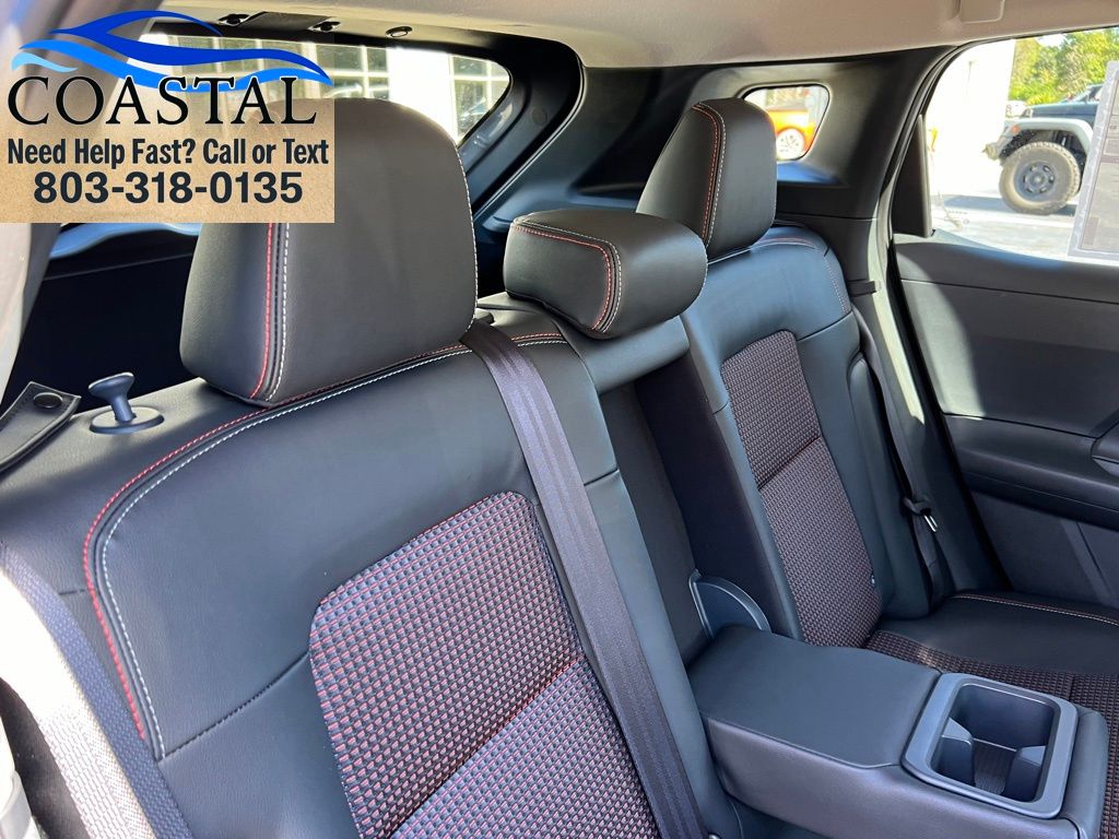 2026 Nissan KICKS SR - Photo 19