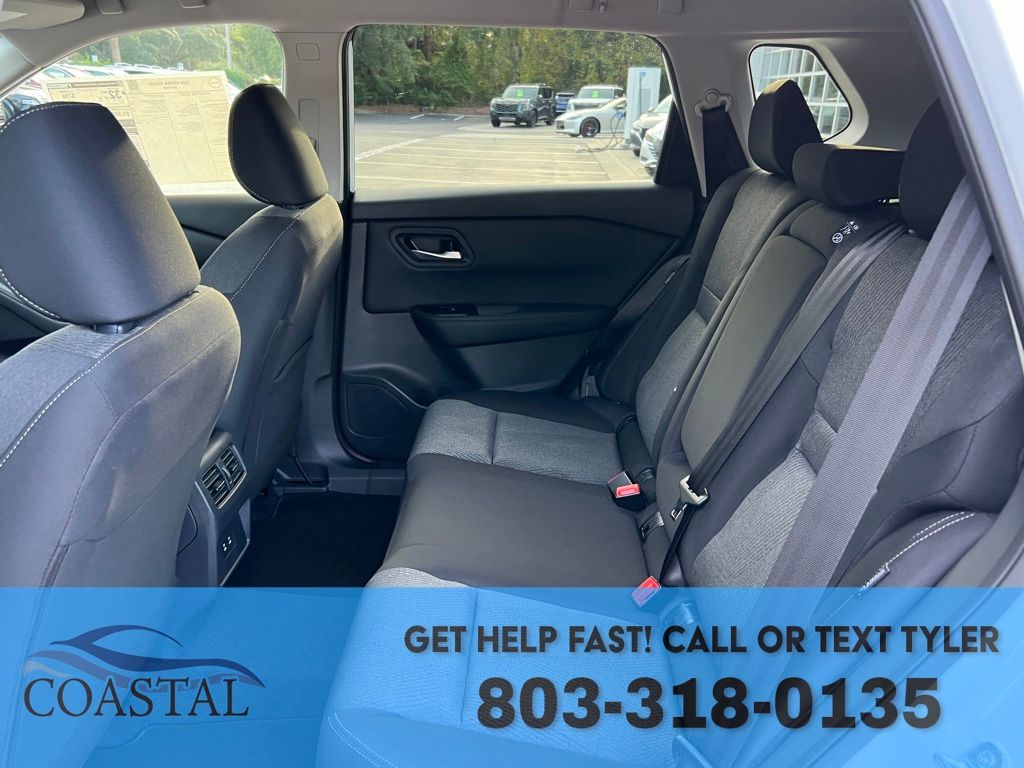 2026 Nissan Rogue SV - Photo 17