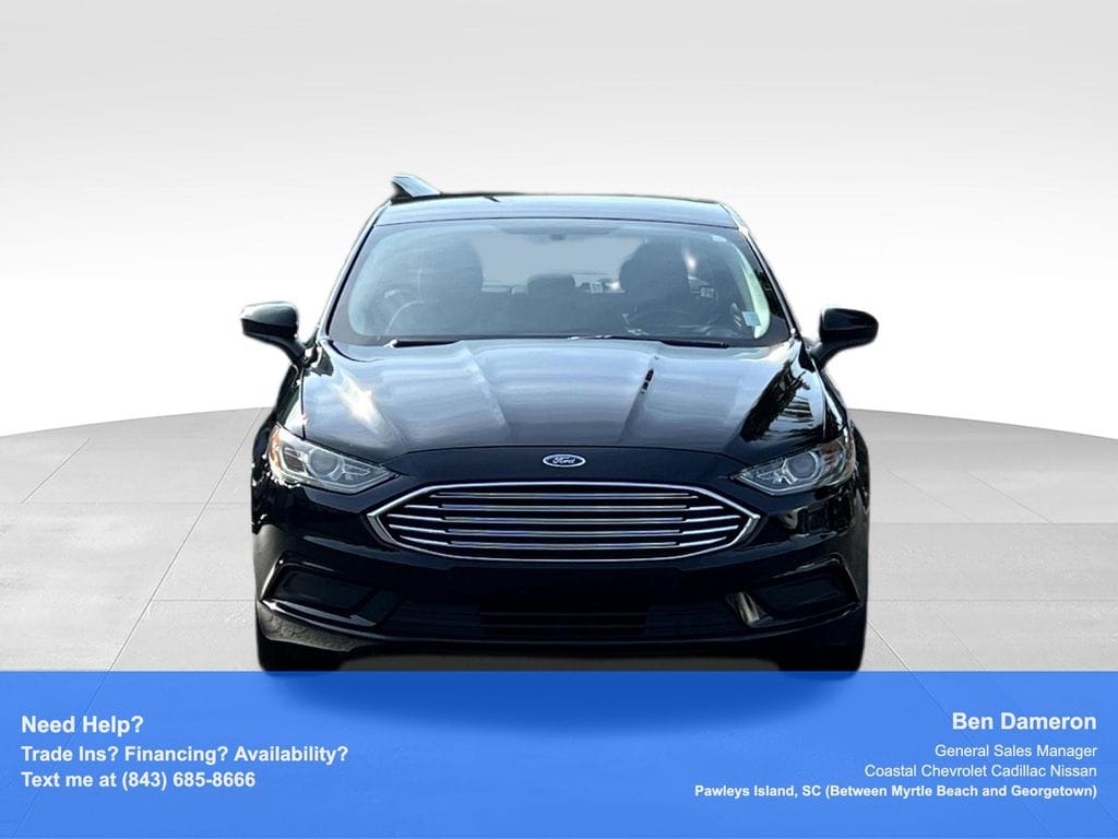 Used 2017 Ford Fusion SE Sedan