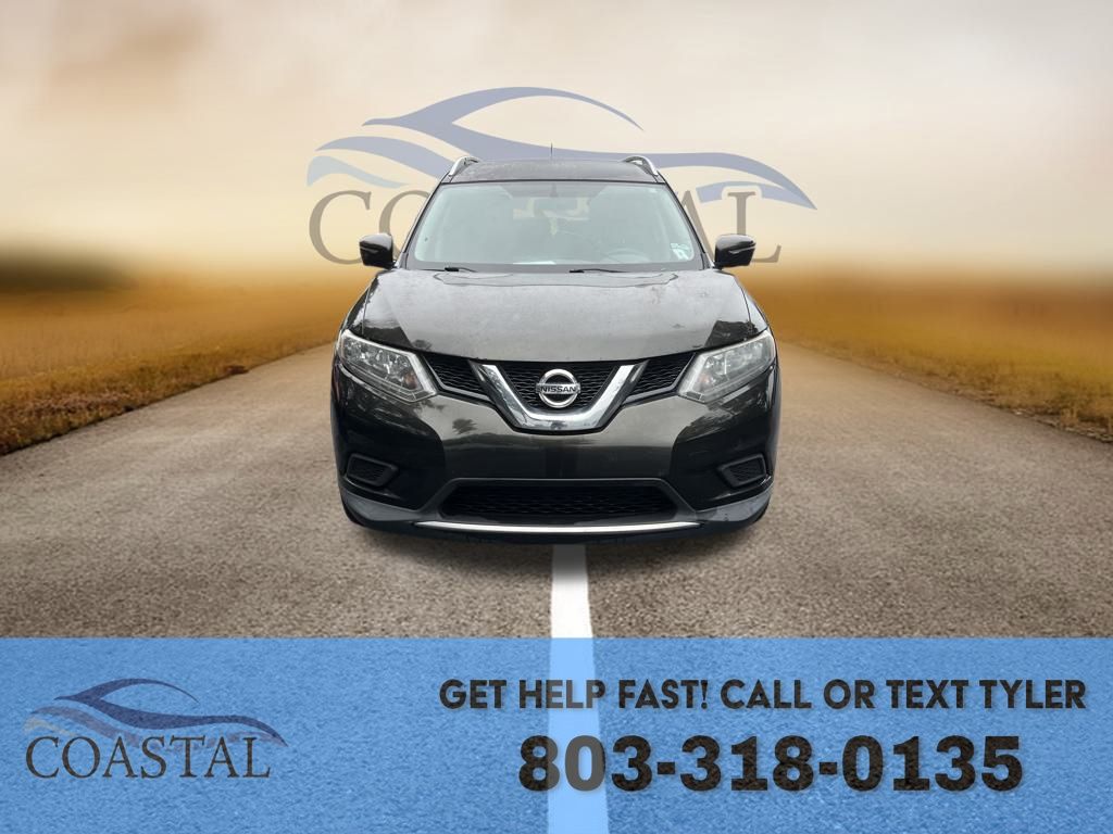 2015 Nissan Rogue SV photo 2