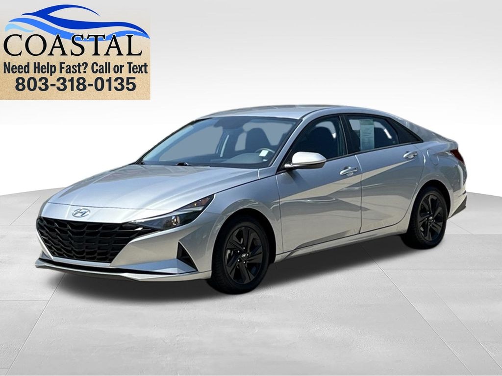 Used 2023 Hyundai Elantra SEL Sedan