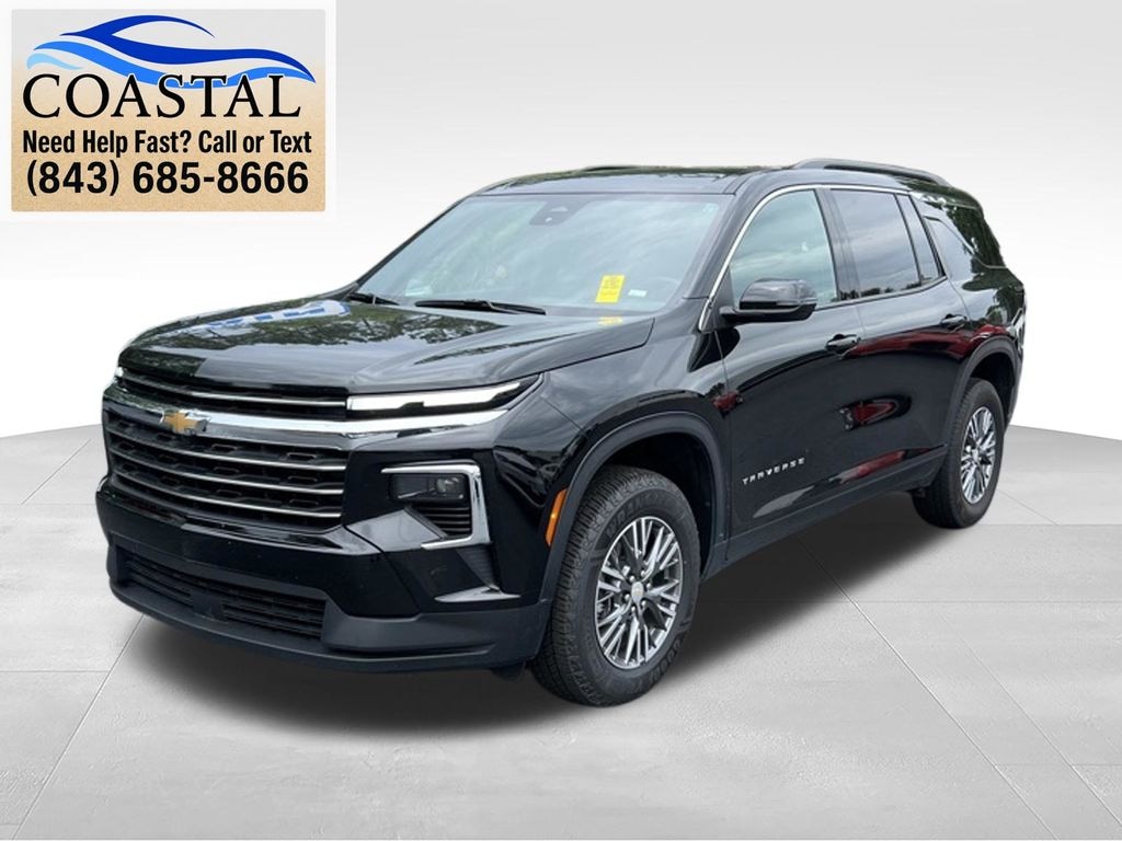 Used 2025 Chevrolet Traverse LT SUV