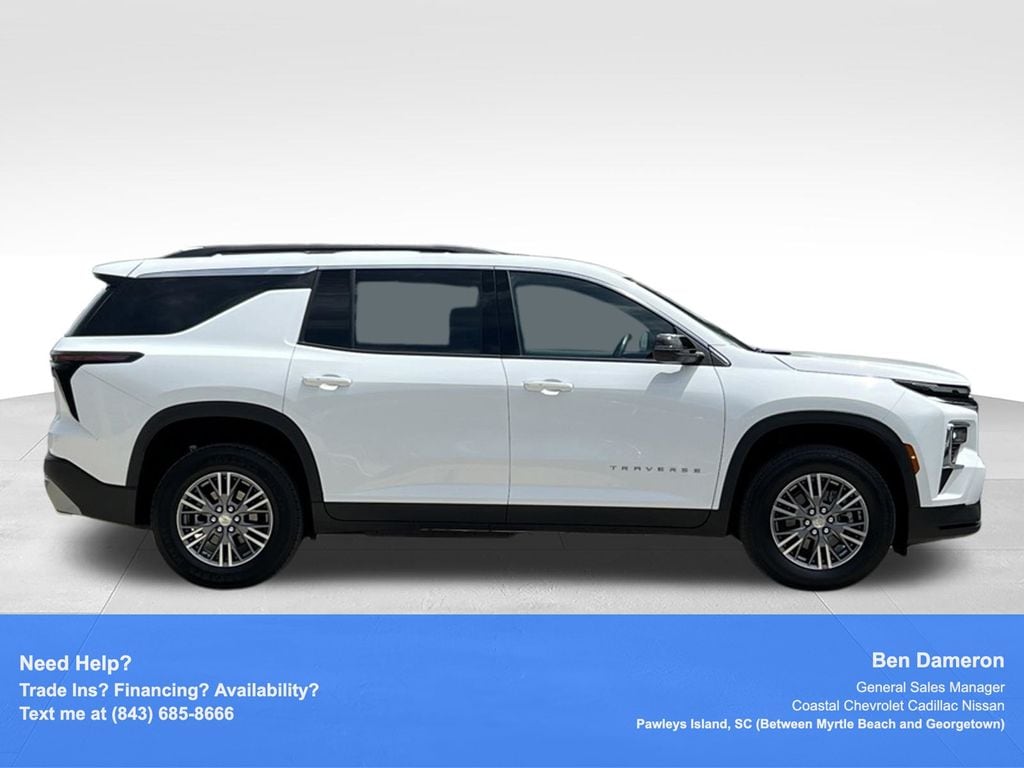 Used 2025 Chevrolet Traverse LT SUV