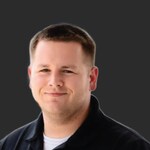 Staff member TYLER SMITH from ID_fd694a782680