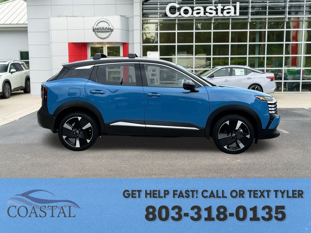 2026 Nissan Kicks SR photo 3