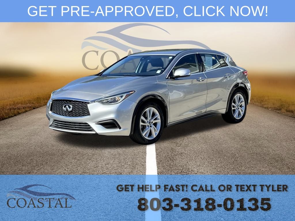 2018 INFINITI QX30 Luxury's photo