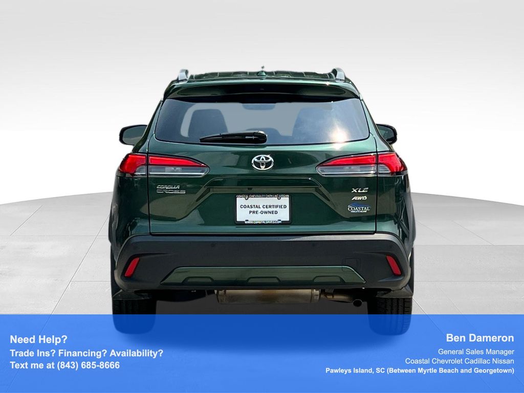 2023 Toyota Corolla Cross XLE - Photo 12