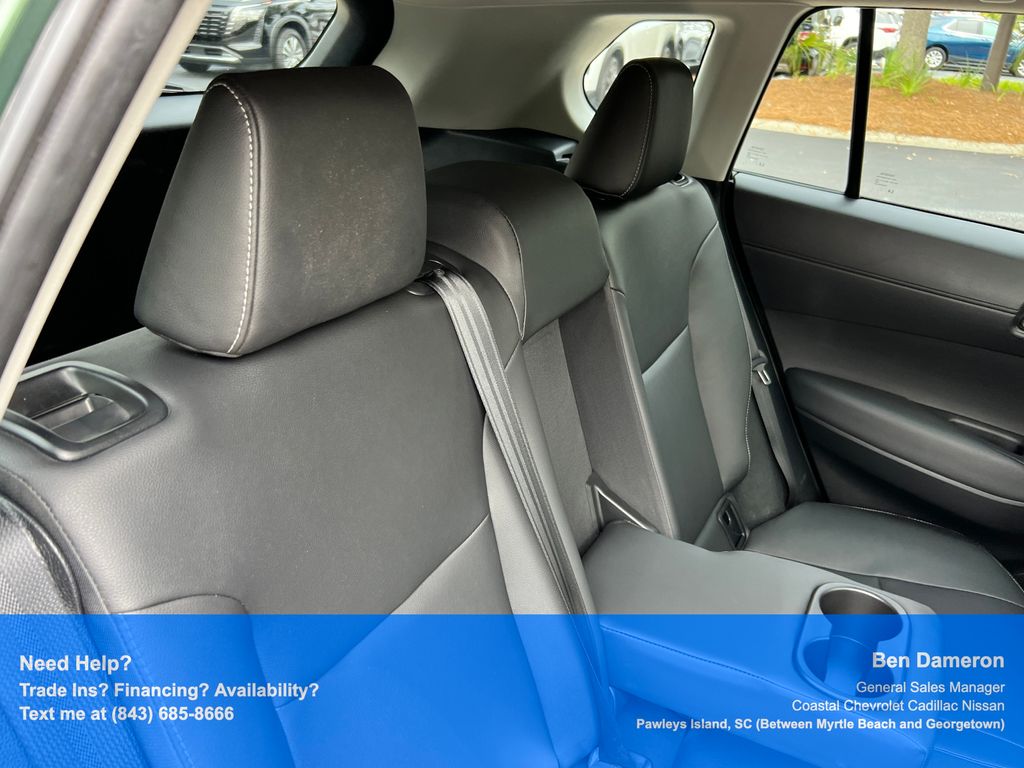 2023 Toyota Corolla Cross XLE - Photo 21