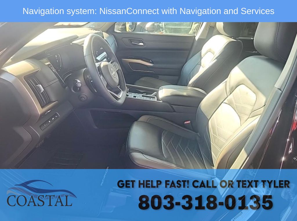 2024 Nissan Pathfinder Platinum photo 2