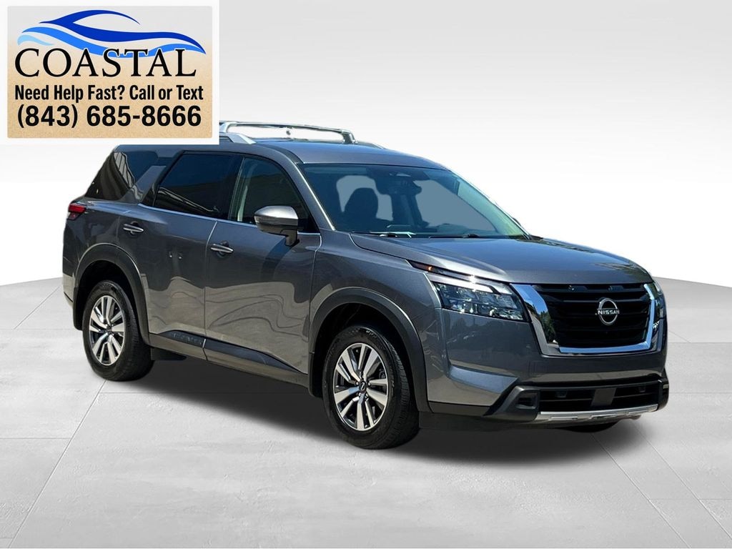 Certified 2025 Nissan Pathfinder SL SUV