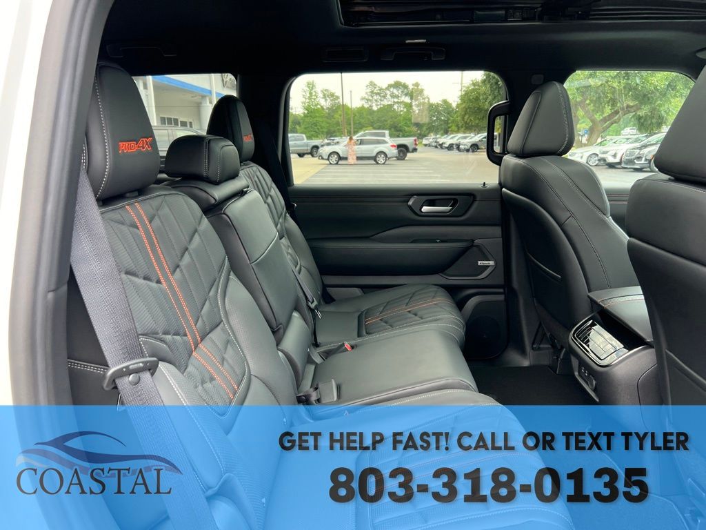 2025 Nissan Armada PRO-4X - Photo 28