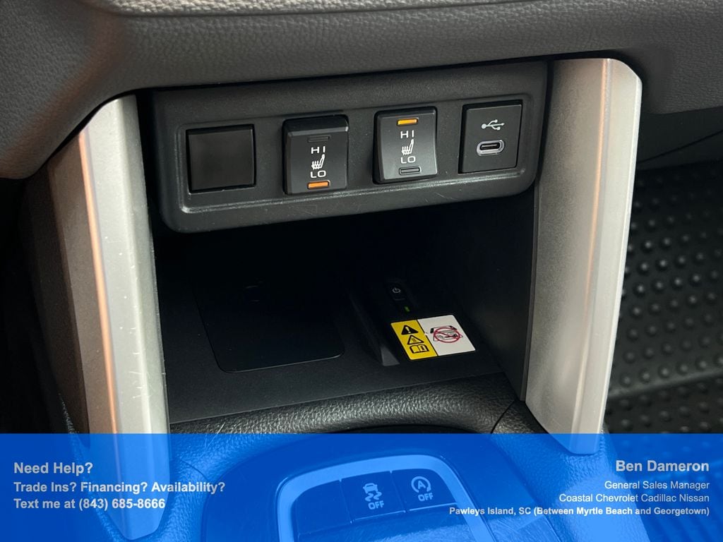 2023 Toyota Corolla Cross XLE - Photo 34