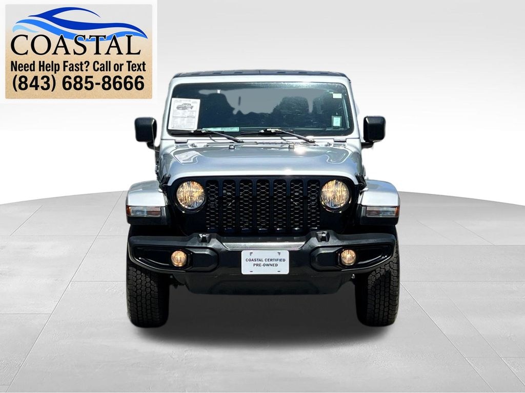 Used 2022 Jeep Gladiator Sport Truck Crew Cab