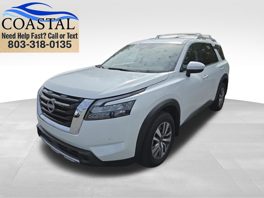 Used 2025 Nissan Pathfinder SL SUV