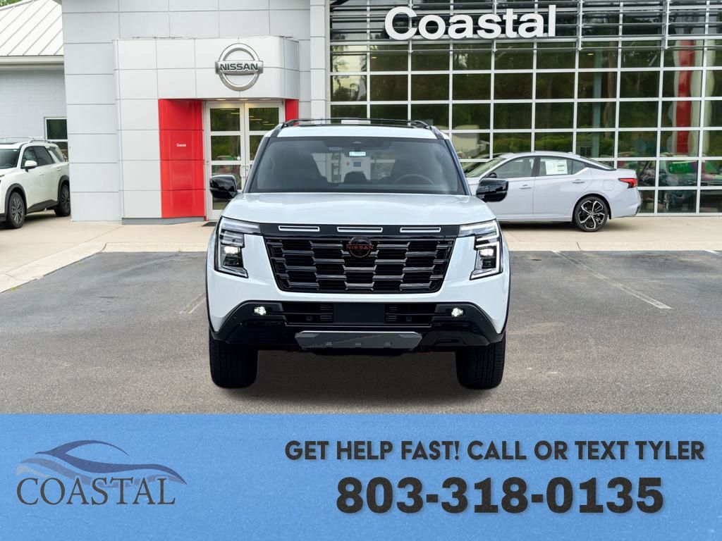 2025 Nissan Armada photo 2