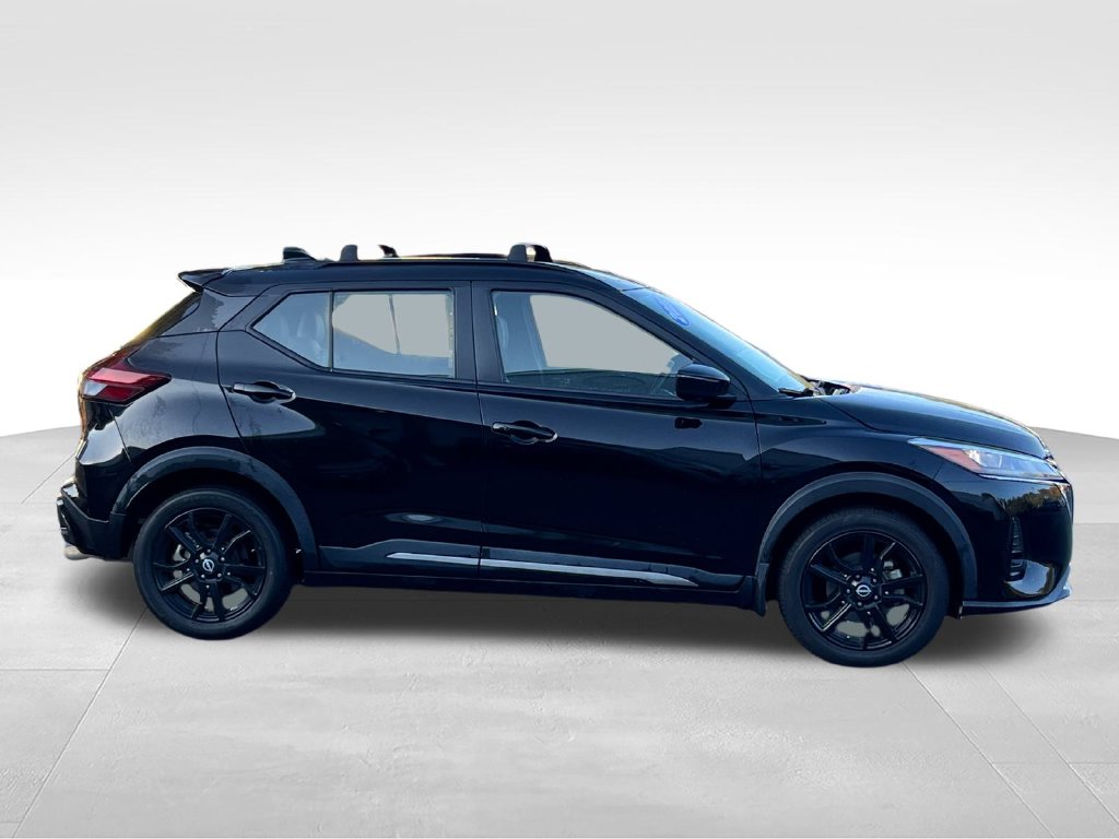 Used 2022 Nissan Kicks SR SUV