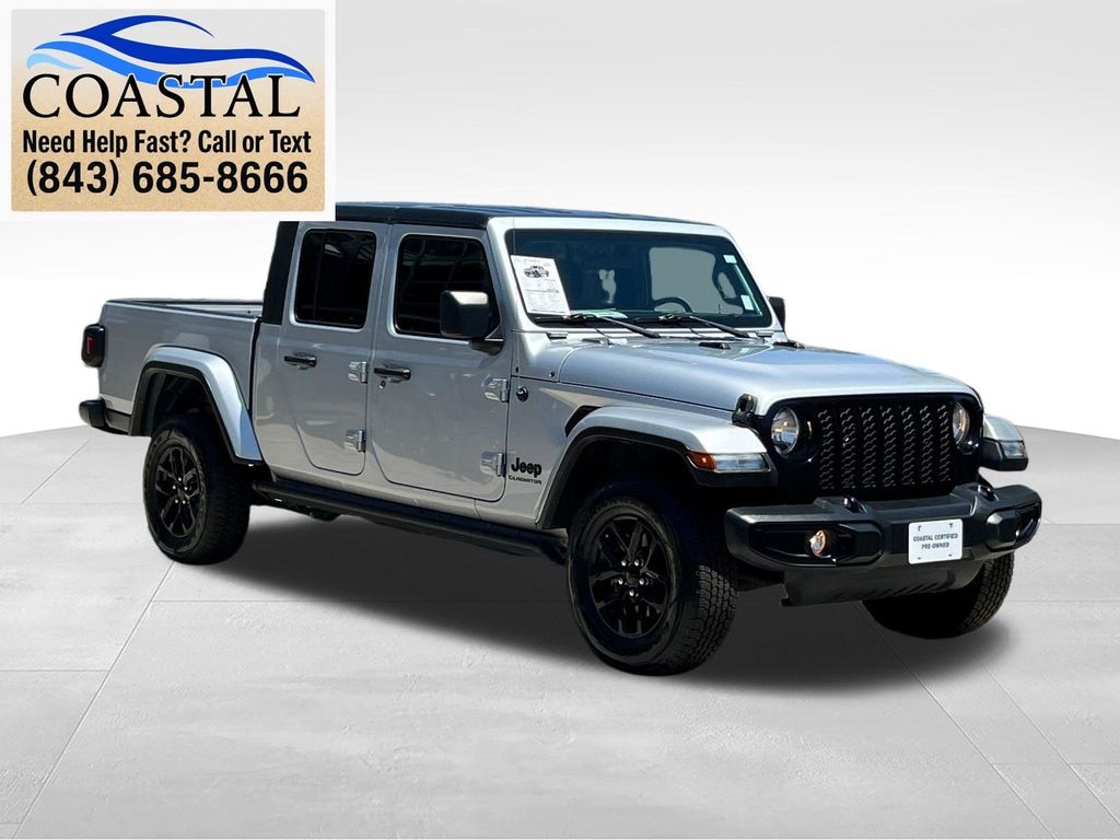 Used 2022 Jeep Gladiator Sport Truck Crew Cab