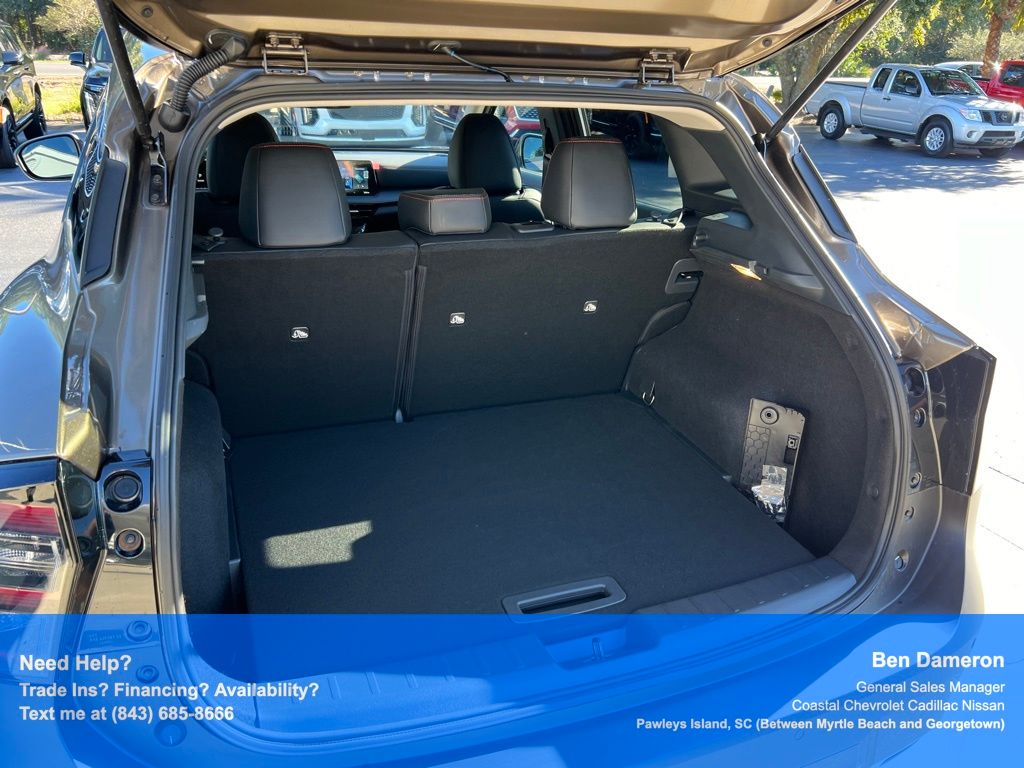2026 Nissan KICKS SR - Photo 18