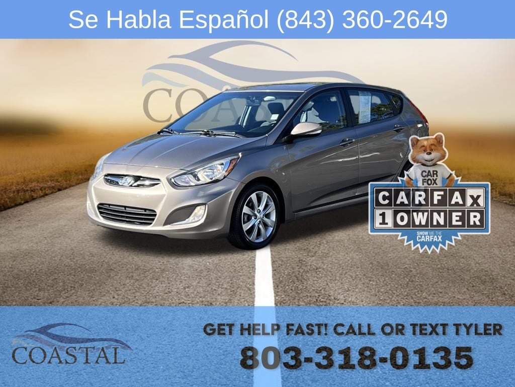 2013 Hyundai Accent SE's photo