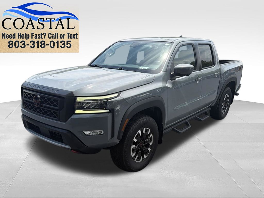 2023 Nissan Frontier PRO-4X Crew Cab 4X4's photo
