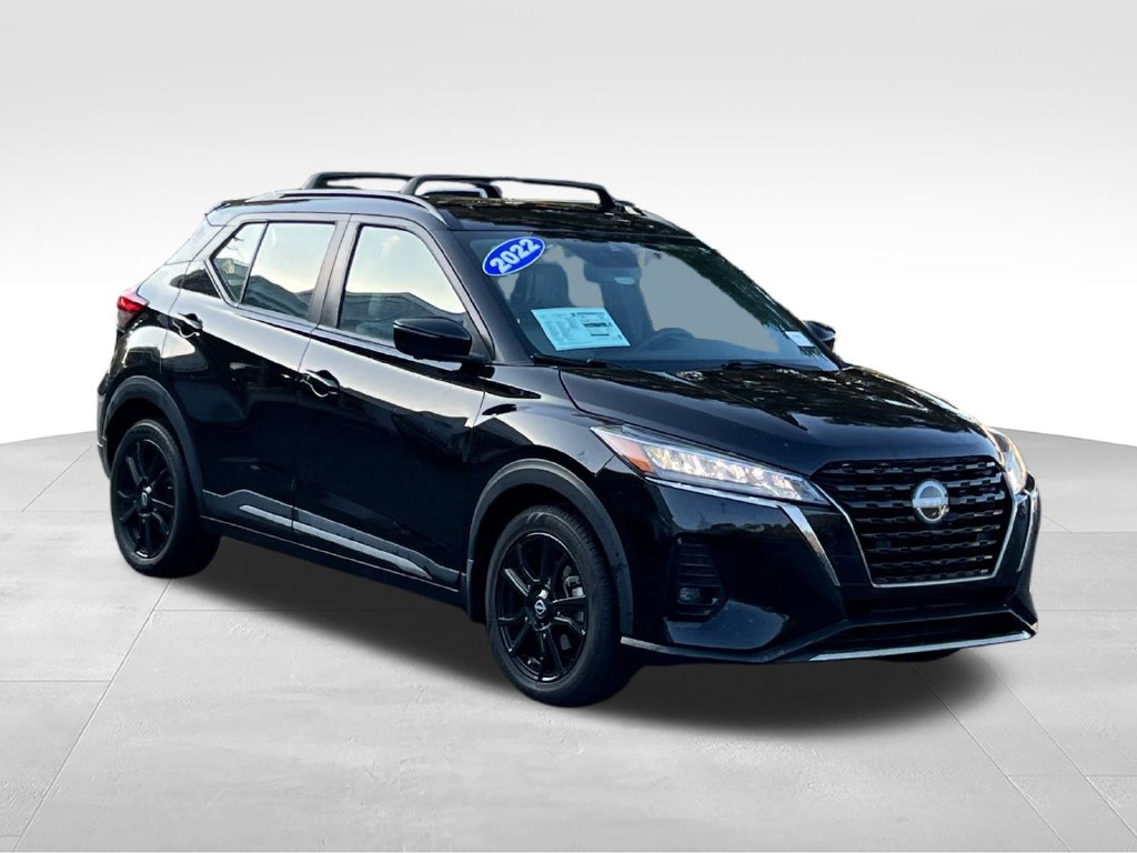 Used 2022 Nissan Kicks SR SUV