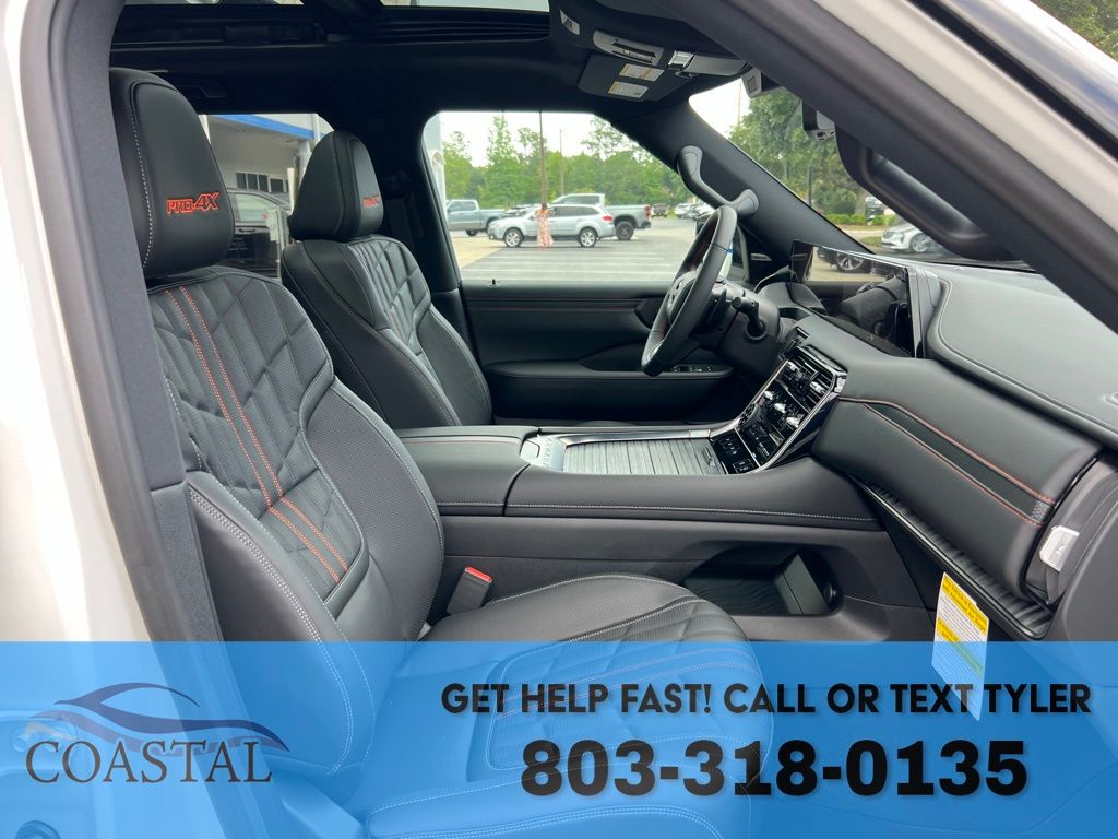 2025 Nissan Armada PRO-4X - Photo 31