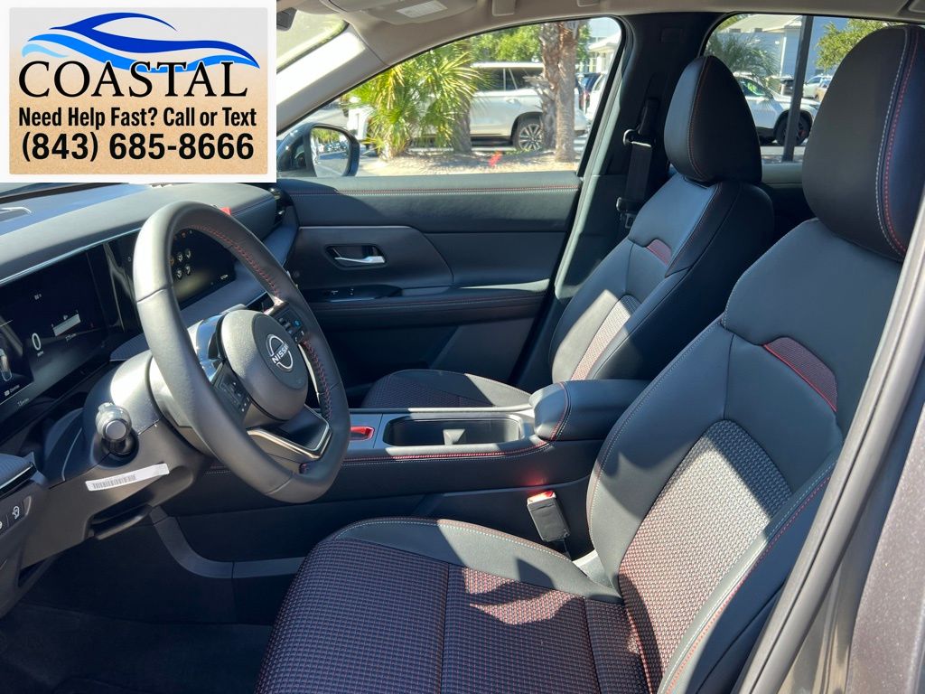 2026 Nissan KICKS SR - Photo 9