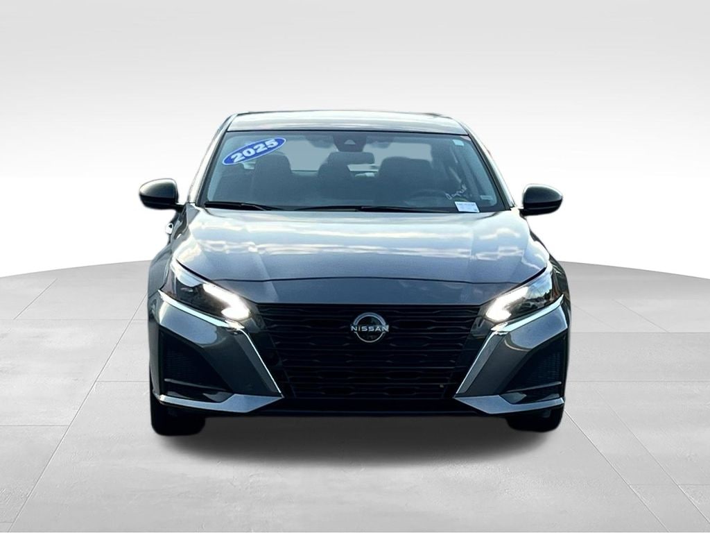Used 2025 Nissan Altima SV Sedan