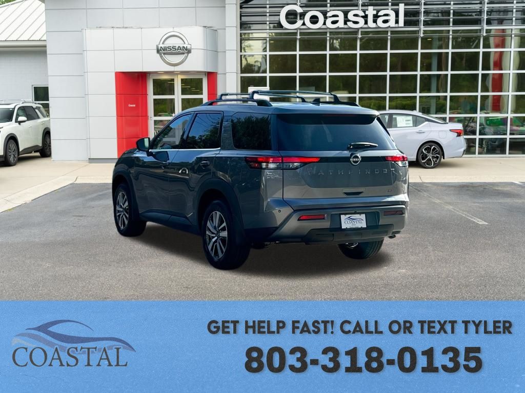 2026 Nissan Pathfinder SL SUV