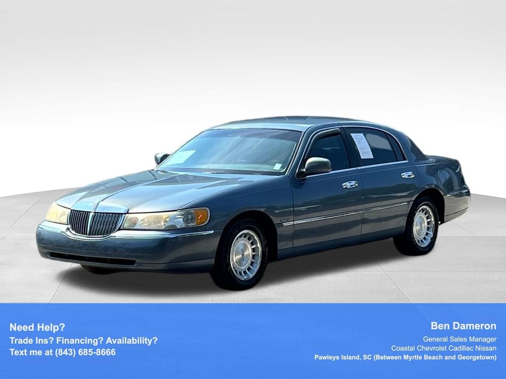Used 1999 Lincoln Town Car Executive Sedan