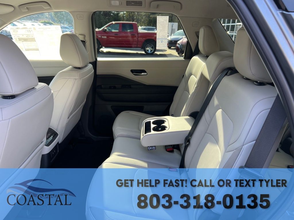 2026 Nissan Pathfinder SL SUV