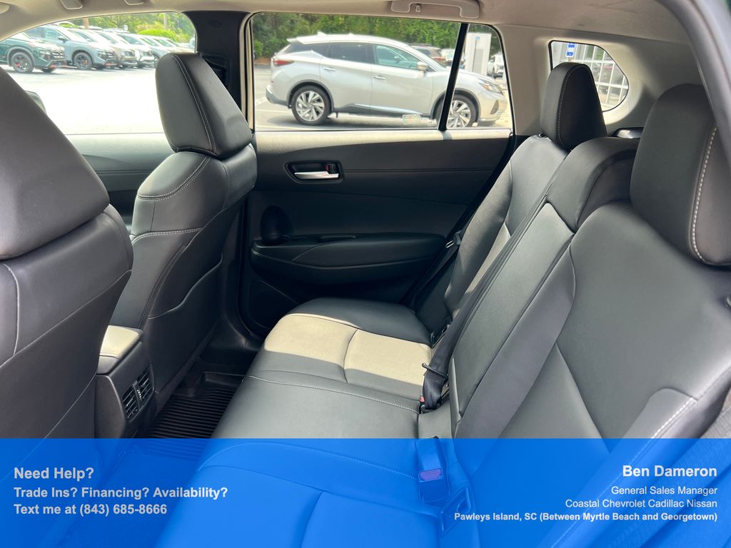 2023 Toyota Corolla Cross XLE - Photo 15