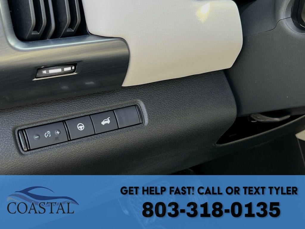 2026 Nissan Pathfinder SL SUV