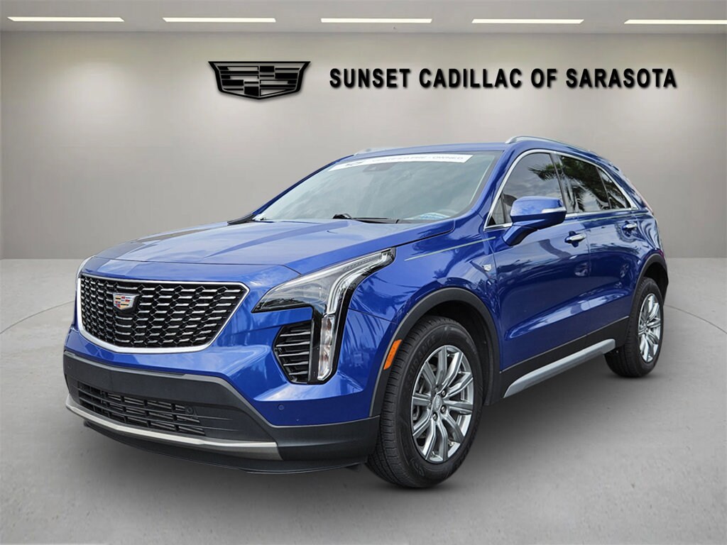 2021 Cadillac XT4 Premium Luxury photo 3