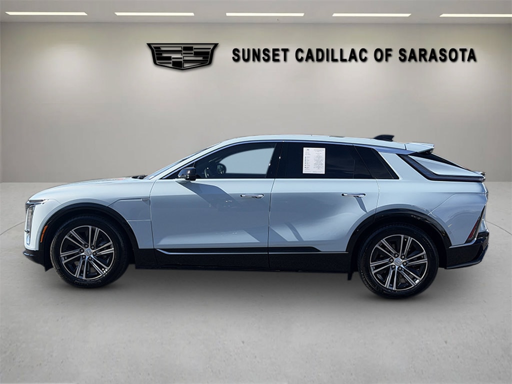 Certified 2024 CADILLAC LYRIQ Luxury 2 SUV