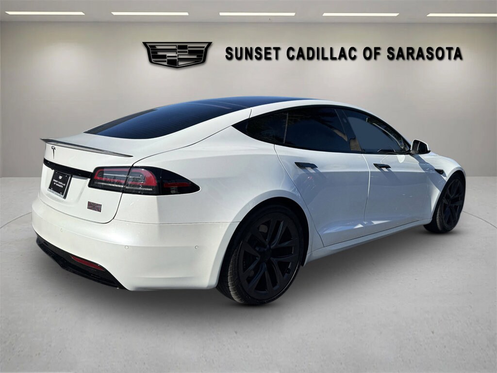 2022 Tesla Model S Plaid photo 3