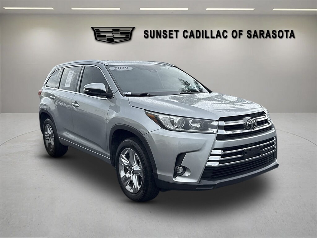 Used 2019 Toyota Highlander Limited